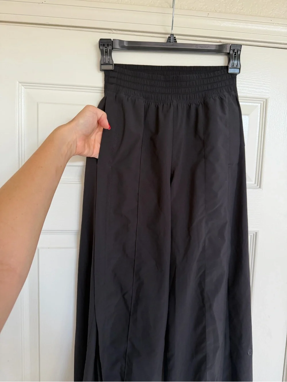Lululemon Wanderer Wide Leg Travel Pant in Black Size 2